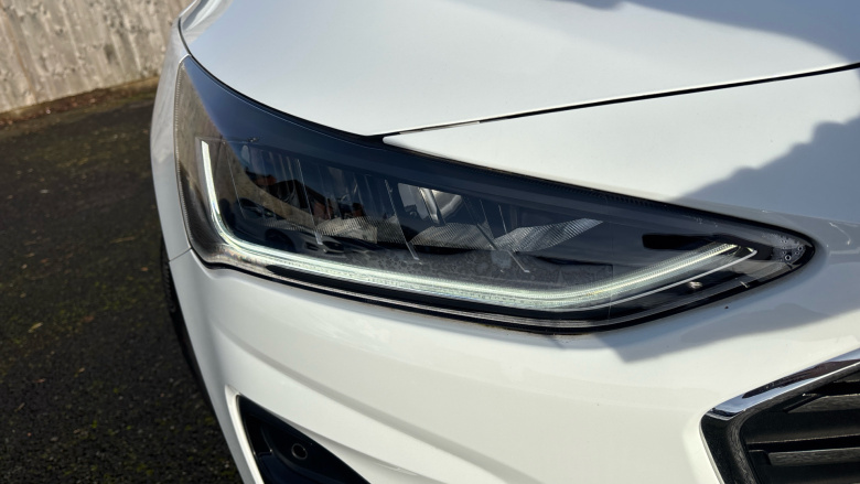 Ford Focus 1.0 EcoBoost Hybrid mHEV 155 Titanium X 5dr Auto Petrol Estate